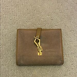 Gucci Tan Leather and Suede Jackie French Wallet 👝